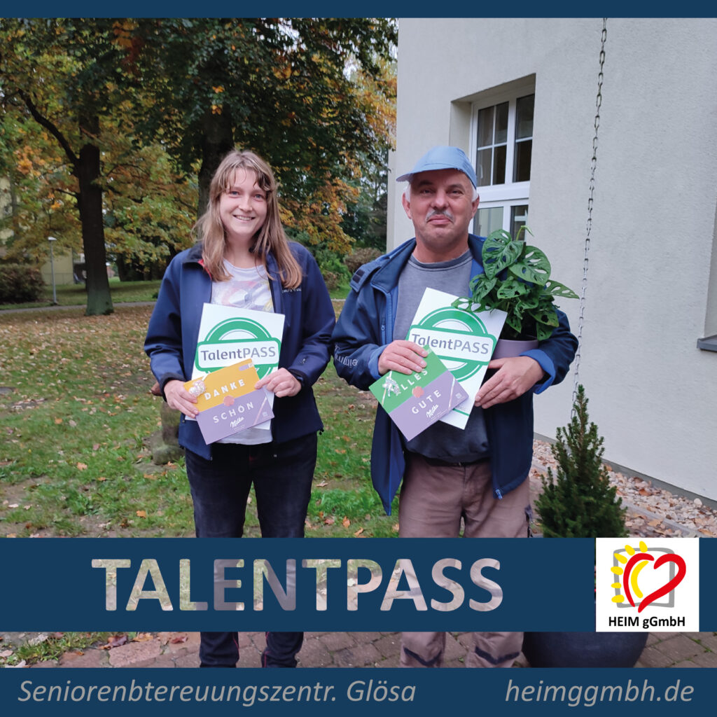 Wir gratulieren! Zwei Mitarbeiter*innen in Glösa mit TalentPASS-Zertifikat
