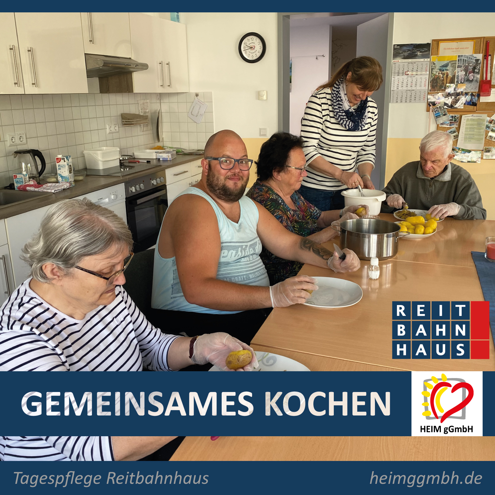 Gemeinsames Kochen in der Tagespflege im REITBAHNHAUS der HEIM gGmbH aus Chemnitz - Gemeinsam. Sozial. Engagiert.