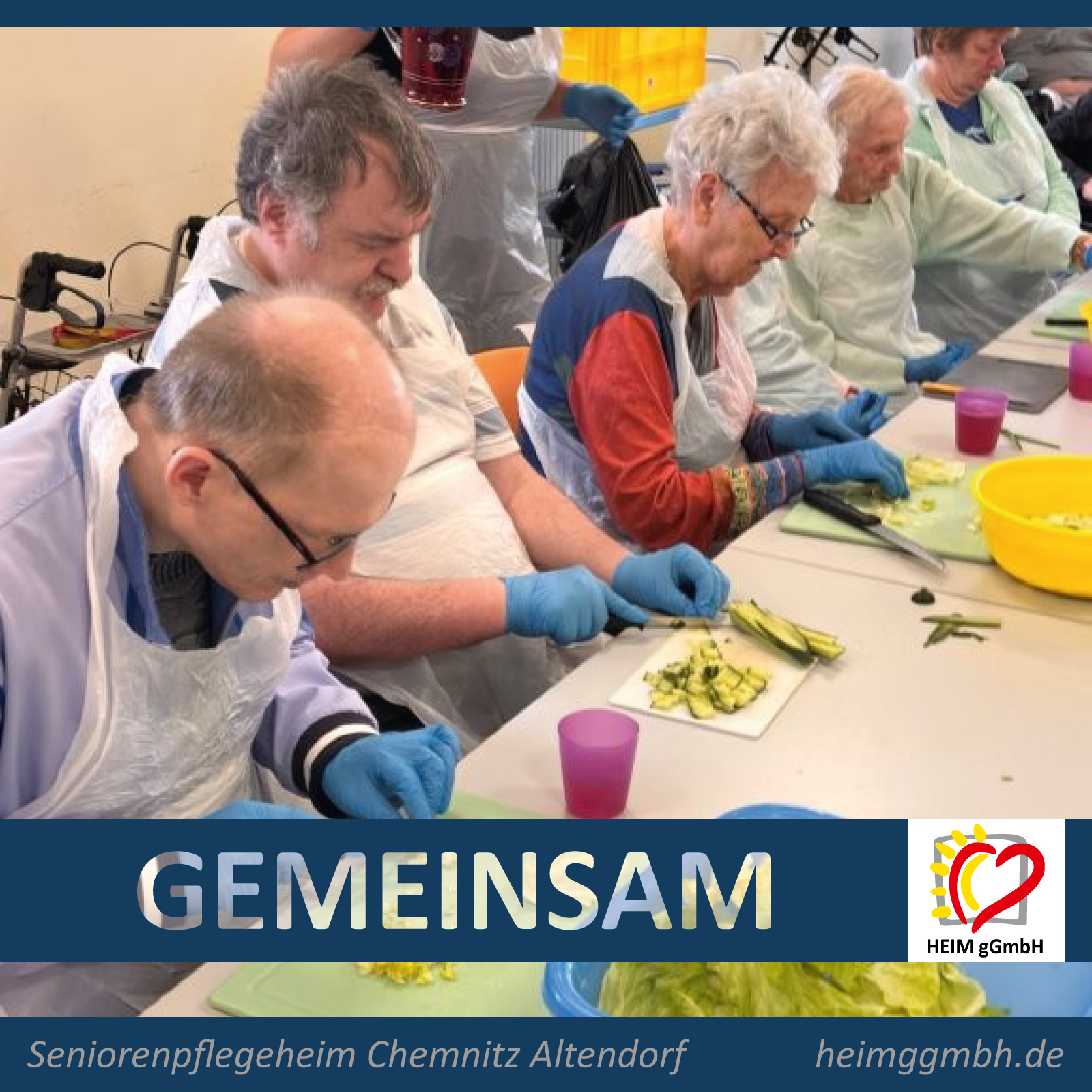 Seniorenpflegeheim Chemnitz Altendorf der HEIM gGmbH - Thema: gemeinsames Kochen. Sorgt für entspannte Atmosphäre