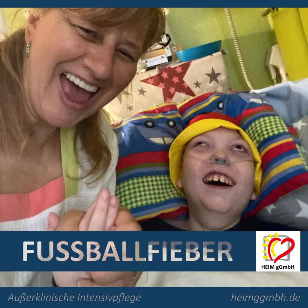 außerklinische Intensivpflege der HEIM gGmbH in Chemnitz und Umgebung. Heute ein Blick auf Tim im Fussballfieber. Das ist Teilhabe.